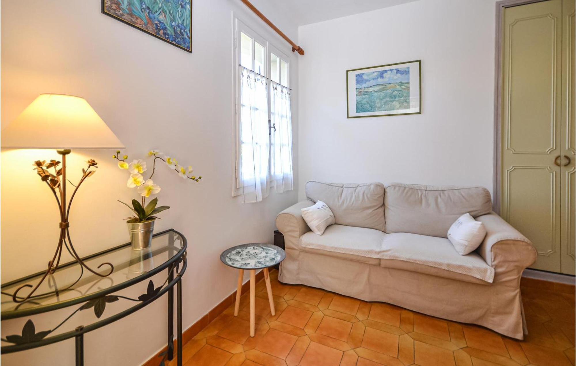 1 Bedroom Pet Friendly Home In Entrechaux Kültér fotó
